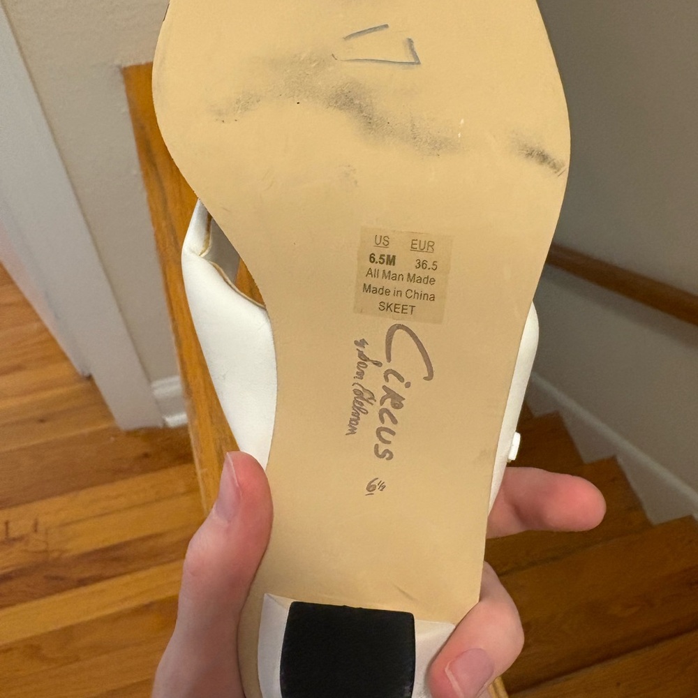 Circus by Sam Edelman White Sandals - Picture 4 of 4